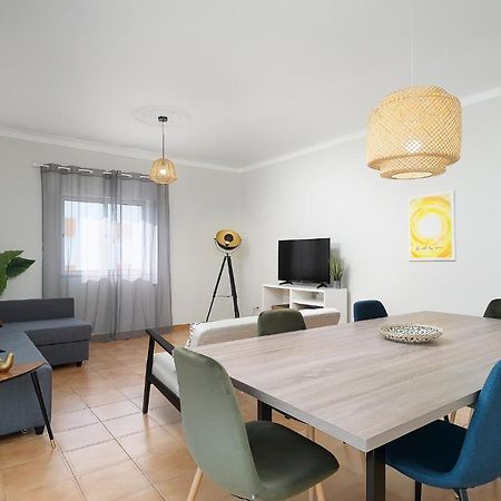 Tranquil View Apartment By Lovelystay Quarteira Esterno foto
