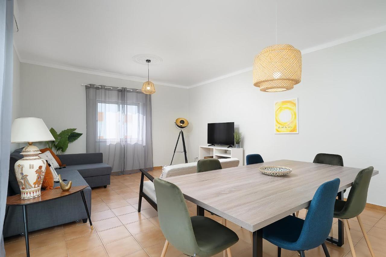 Tranquil View Apartment By Lovelystay Quarteira Esterno foto