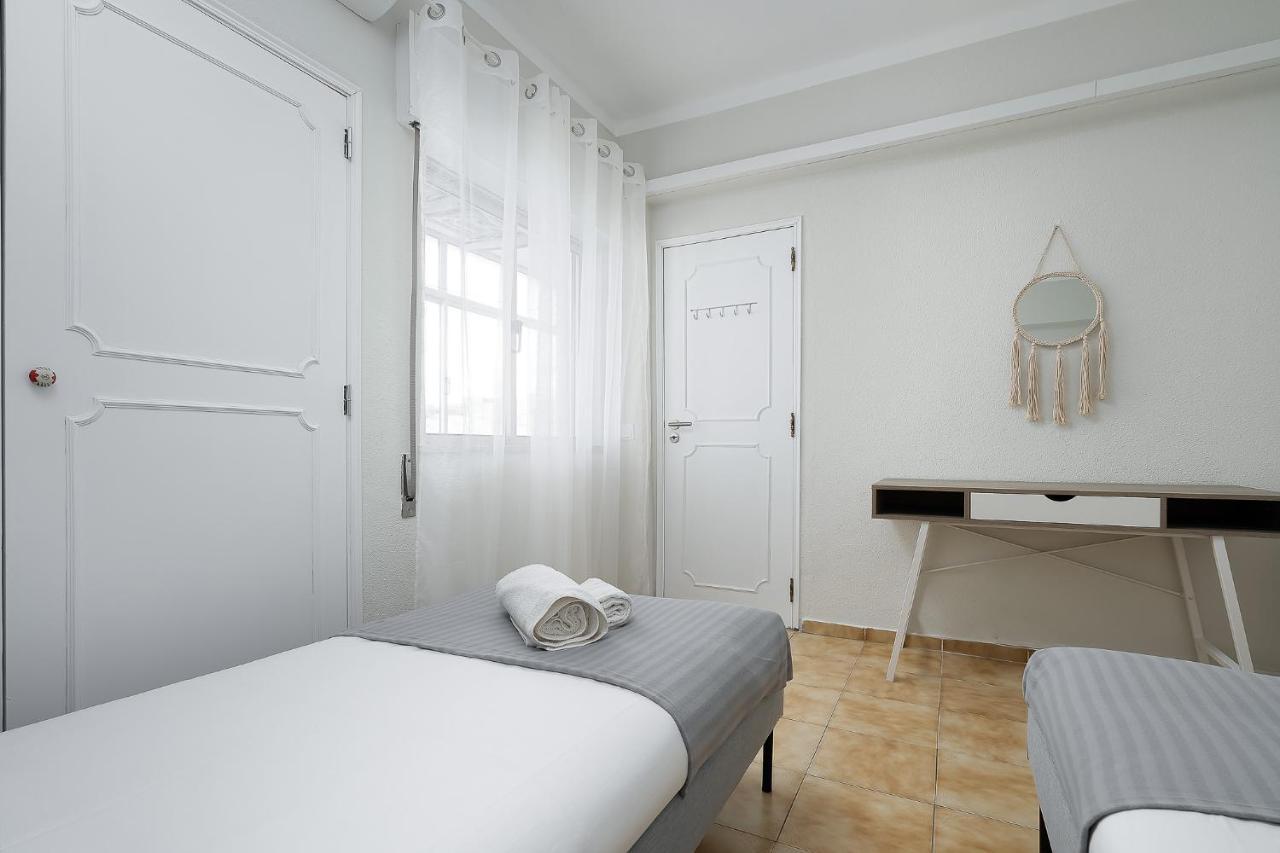 Tranquil View Apartment By Lovelystay Quarteira Esterno foto