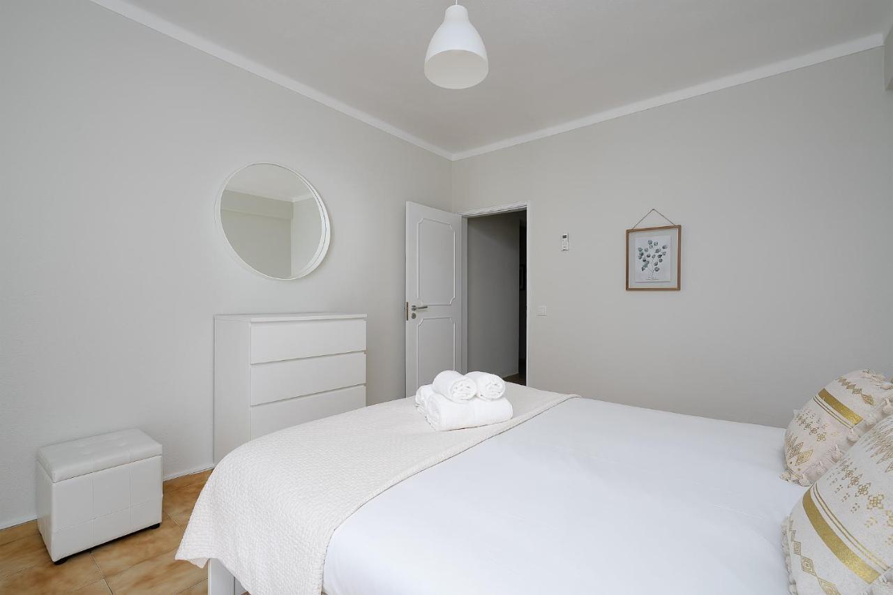 Tranquil View Apartment By Lovelystay Quarteira Esterno foto